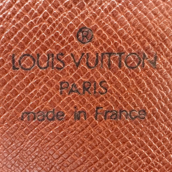 Good condition authentic Louis Vuitton Monogram zip around Tresor Wallet MI0924 - Picture 7 of 16